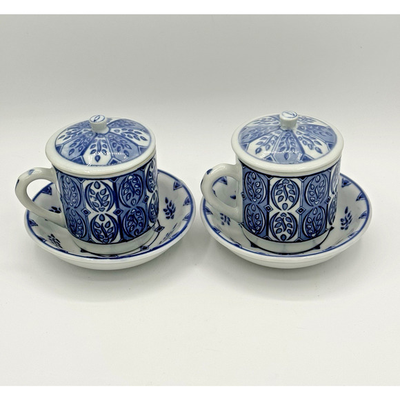 Williams Sonoma IDG Mugs with Lids Saucers Blue White Coffee Tea Cups Set of 2 - Picture 2 of 9